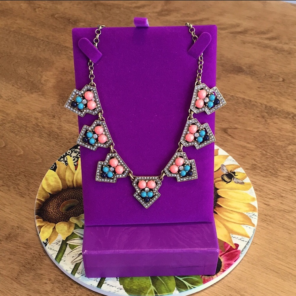 J.Crew statement necklace. 21 1/4 inches around. Good condition